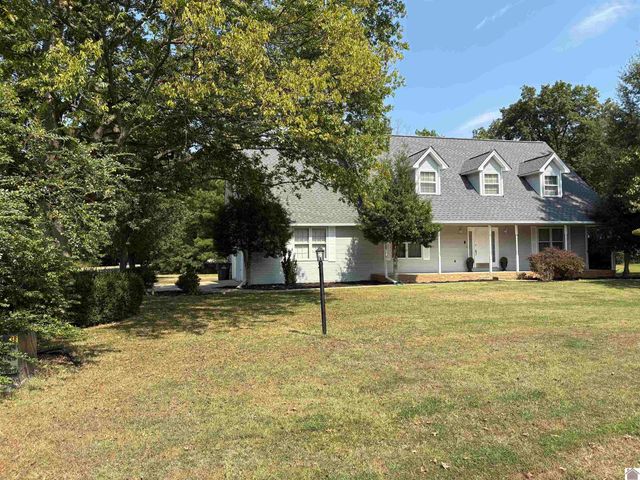 401 Tudor Blvd, Paducah, KY 42003