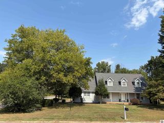 401 Tudor Blvd, Paducah, KY 42003