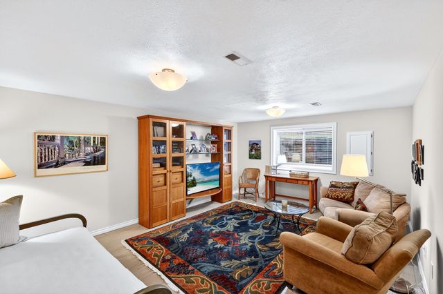 5024 E Glenngrae Ln, Spokane, WA 99223