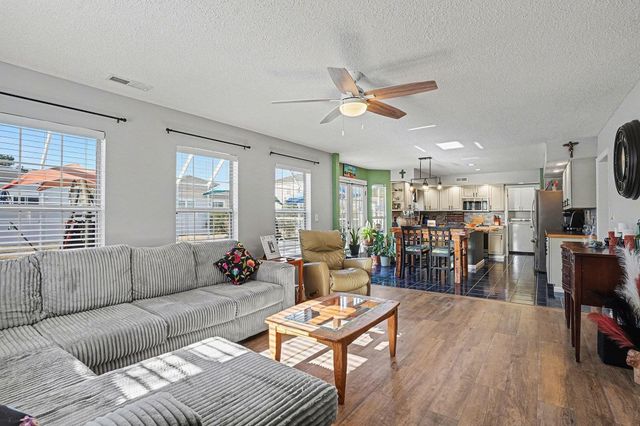 2181 Deerfield Ave., Surfside Beach, SC 29575