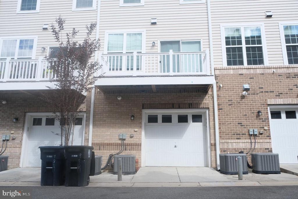 9807 WESHIRE DR, Upper Marlboro, MD 20774