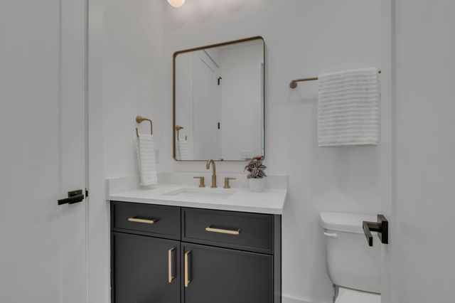 2915B Morningside Dr, Nashville, TN 37207