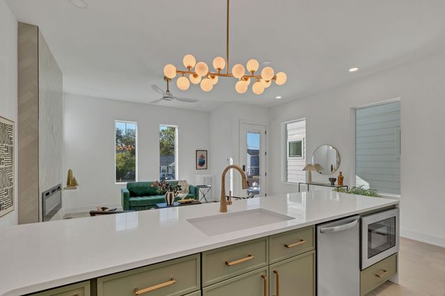 2915B Morningside Dr, Nashville, TN 37207