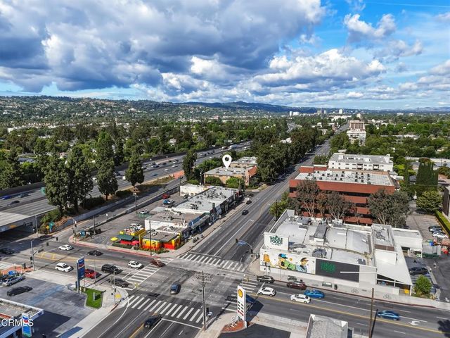 12940 Riverside Drive 106, Los Angeles, CA 91423