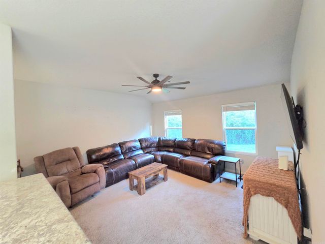 23 Dunnaway Drive, Austin, AR 72007