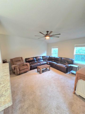 23 Dunnaway Drive, Austin, AR 72007