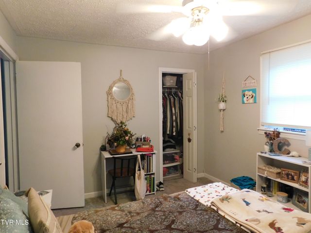 304 Southeast Highland Street, Wise, VA 24293