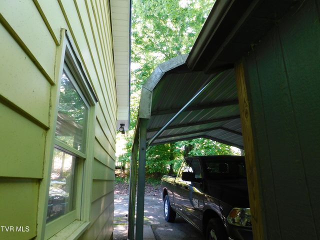 304 Southeast Highland Street, Wise, VA 24293