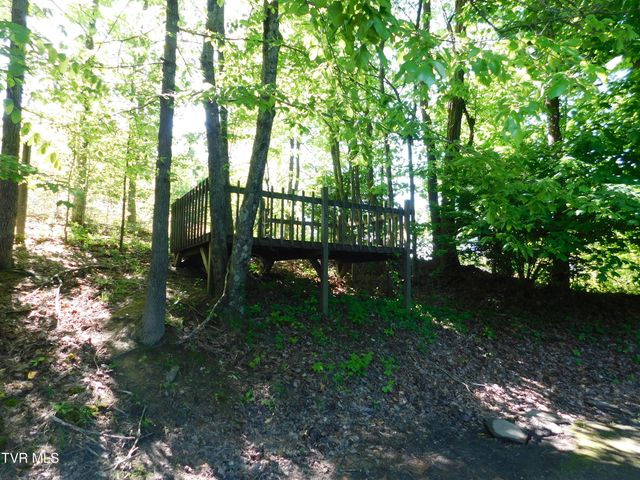 304 Southeast Highland Street, Wise, VA 24293