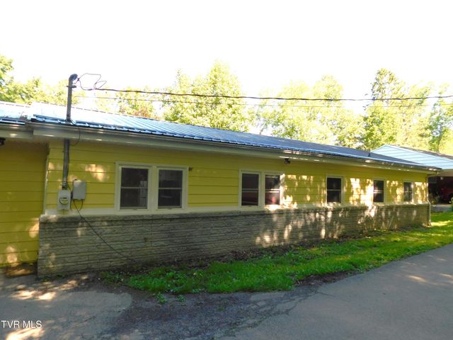 304 Southeast Highland Street, Wise, VA 24293