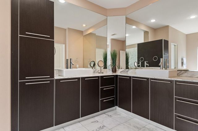 3935 Gibson Street, Houston, TX 77007