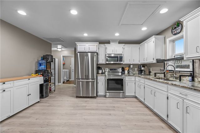 3009 Blake, Corpus Christi, TX 78405