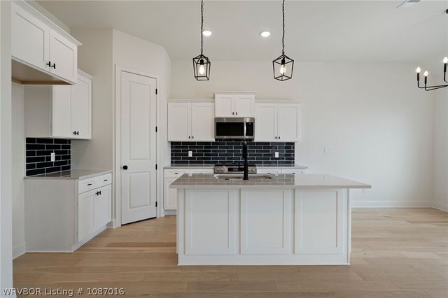 7619 Woodbine Lane, Fort Smith, AR 72916