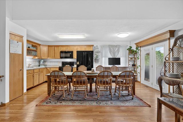 2306 Pine View Lane, Janesville, WI 53546