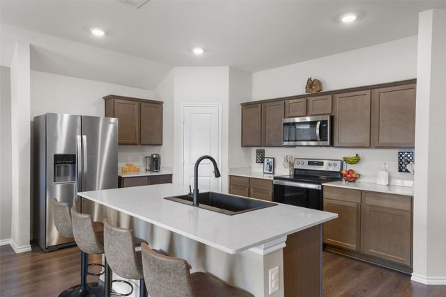 144 Silver Charm Lane, Caddo Mills, TX 75135