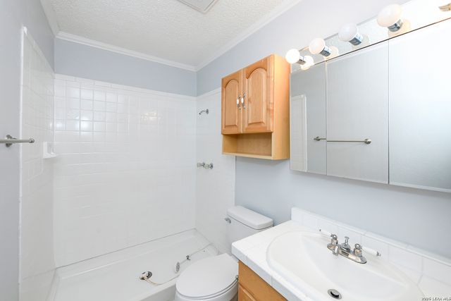 16607 Crested Butte, San Antonio, TX 78247