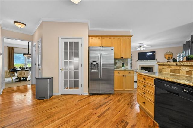 230 Ridge Bluff Lane, Suwanee, GA 30024
