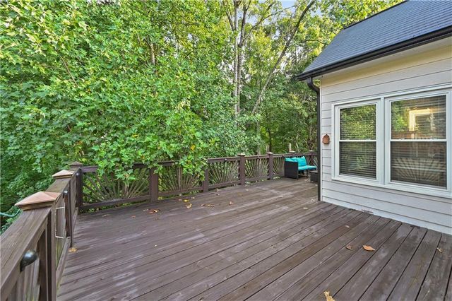 230 Ridge Bluff Lane, Suwanee, GA 30024