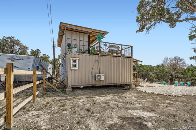 132 Spanish Oak, Bandera, TX 78003