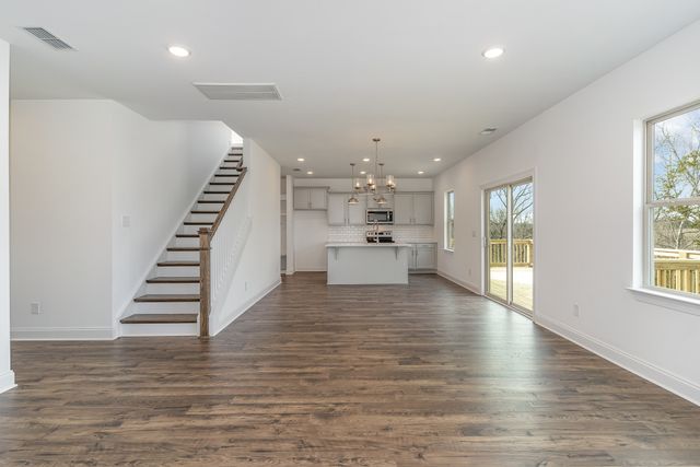 1013 Riverview Run, Madison, TN 37115