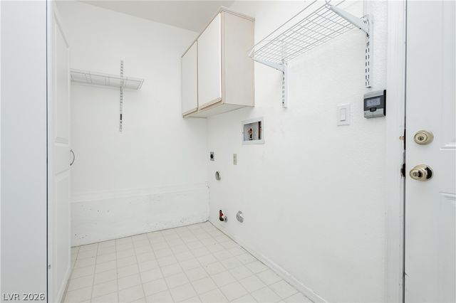 9424 Gold Mountain Drive, Las Vegas, NV 89134