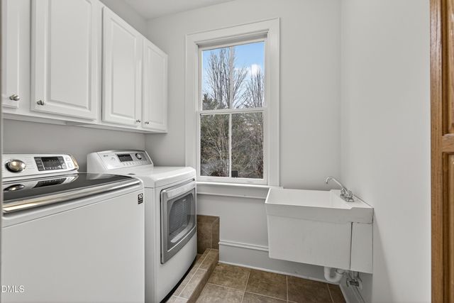 321 Belles Landing Court, Cary, NC 27519