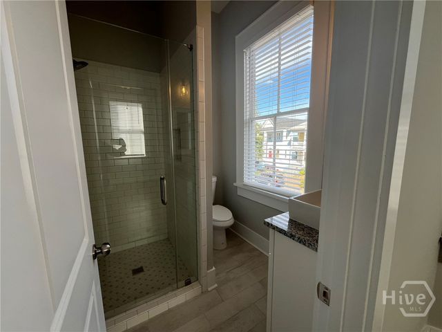 213 W 39 Street B, Savannah, GA 31401
