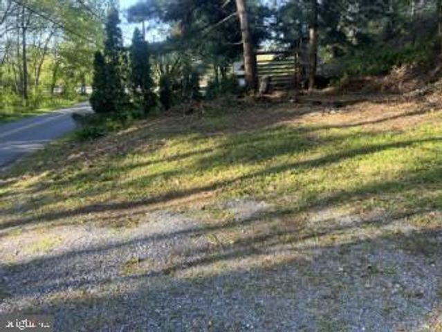 1478 KEENER RD, Bainbridge, PA 17502