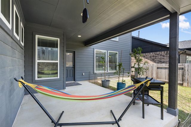 707 Sugar Cane RD, Buda, TX 78610