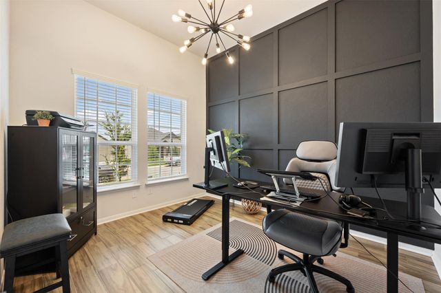 707 Sugar Cane RD, Buda, TX 78610
