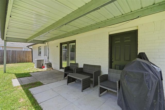 317 Overhill Drive, Lake Charles, LA 70605
