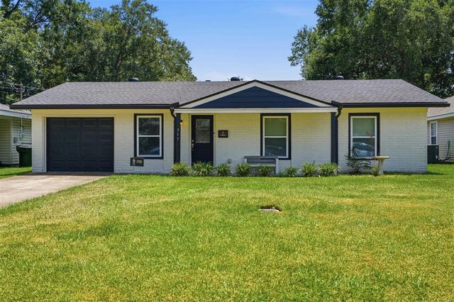 317 Overhill Drive, Lake Charles, LA 70605