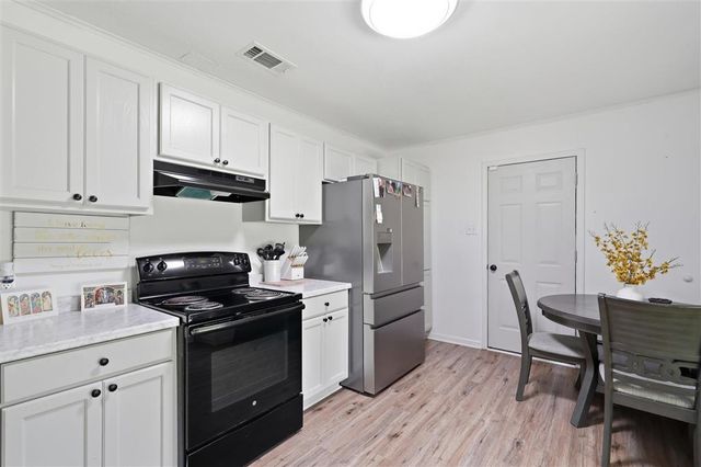 317 Overhill Drive, Lake Charles, LA 70605