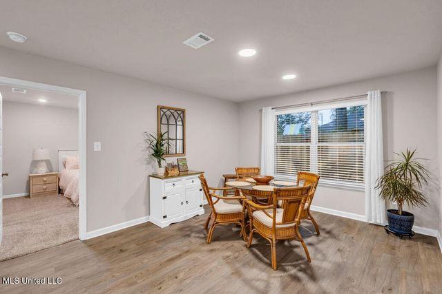 1617 Porpoise Drive, Ocean Springs, MS 39564
