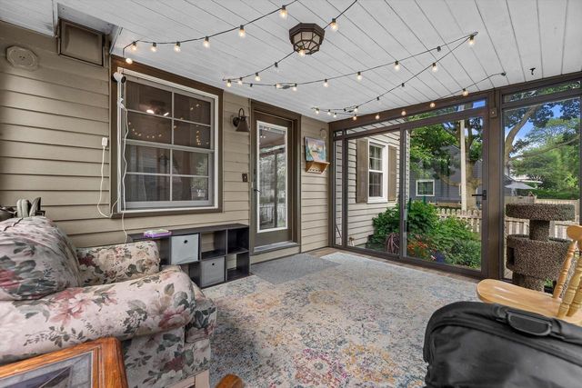8601 Stickney AVENUE, Wauwatosa, WI 53226