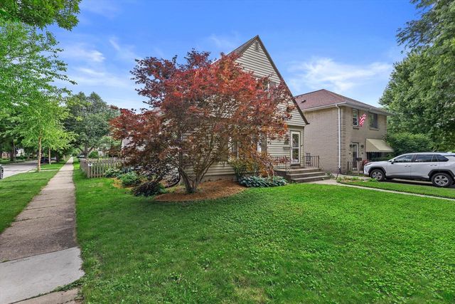 8601 Stickney AVENUE, Wauwatosa, WI 53226