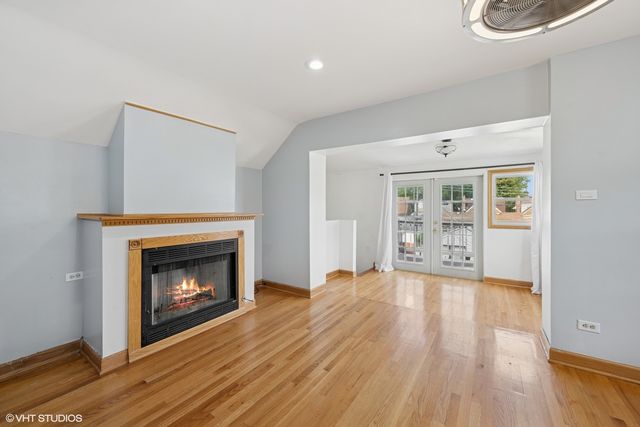 3012 N Nottingham Avenue, Chicago, IL 60634