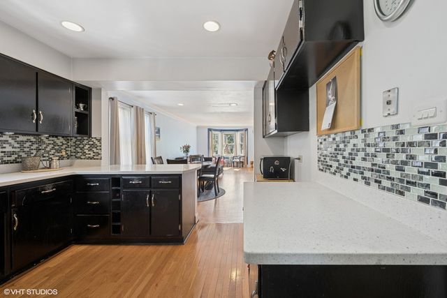 3012 N Nottingham Avenue, Chicago, IL 60634