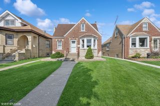 3012 N Nottingham Avenue, Chicago, IL 60634