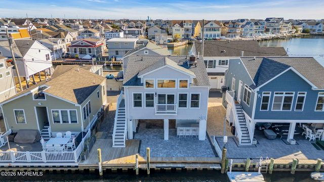 222 Mallard Lane, Lavallette, NJ 08735
