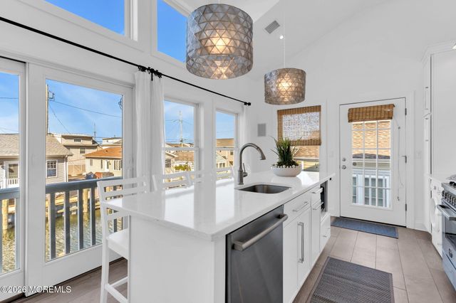 222 Mallard Lane, Lavallette, NJ 08735