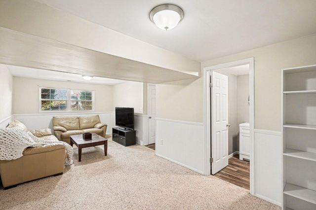 461 Ripple Creek Drive, Elsmere, KY 41018