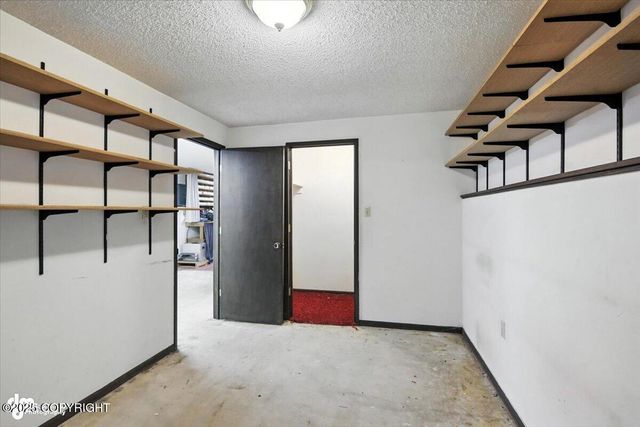 7013 Trafford Drive, Anchorage, AK 99504