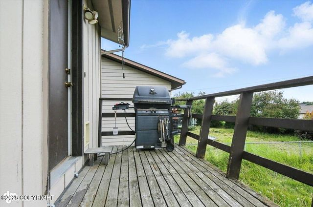 7013 Trafford Drive, Anchorage, AK 99504