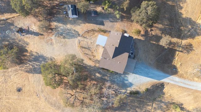 4068 Little John Rd, Copperopolis, CA 95228