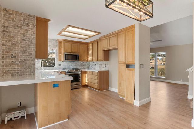 4068 Little John Rd, Copperopolis, CA 95228