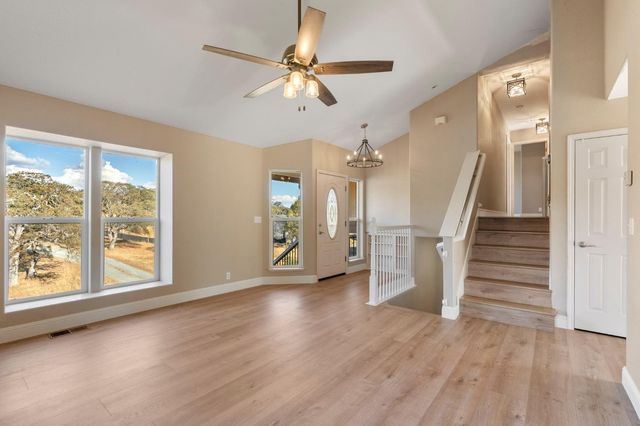 4068 Little John Rd, Copperopolis, CA 95228