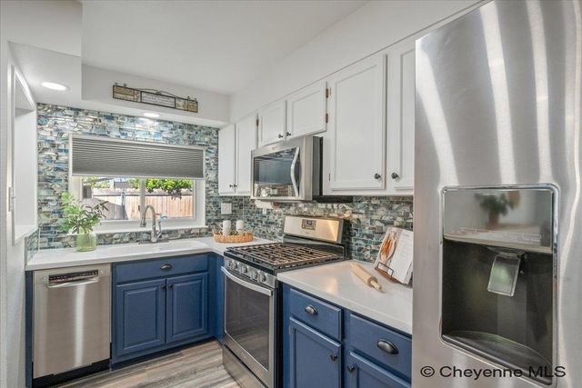 136 QUINCY RD, Cheyenne, WY 82009
