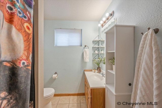 136 QUINCY RD, Cheyenne, WY 82009