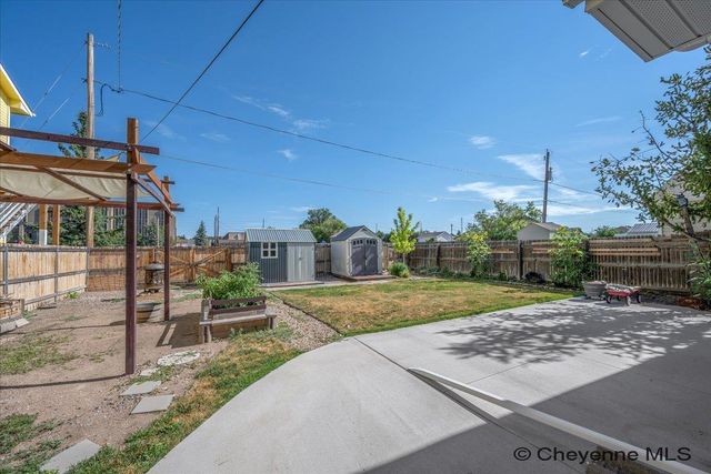 136 QUINCY RD, Cheyenne, WY 82009